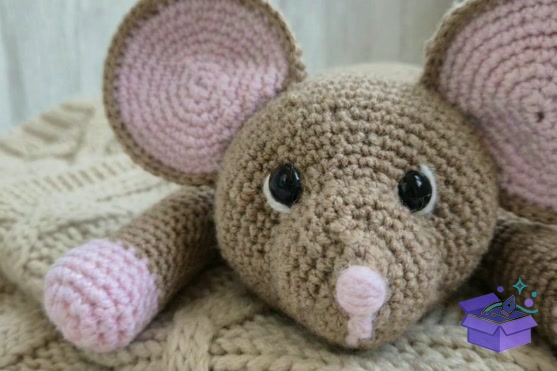 Sleepy Mouse Snuggler Crochet Desen - El İşi ve Kesim Dosyası (SVG, DXF, EPS, PNG)